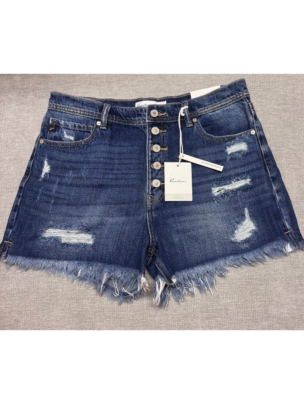 KanCan Maurices High Rise Mom Shorts Size 29 Distressed Button Fly Denim